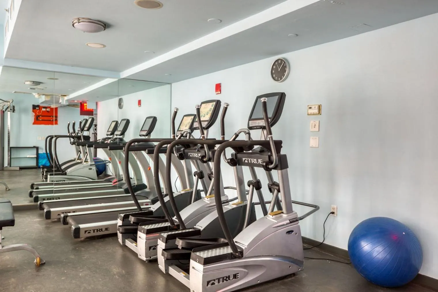 Blueground Midtown Ac Wd Gym Nr Times Sq Nyc-1669 Lägenhet New York 0*,  USA